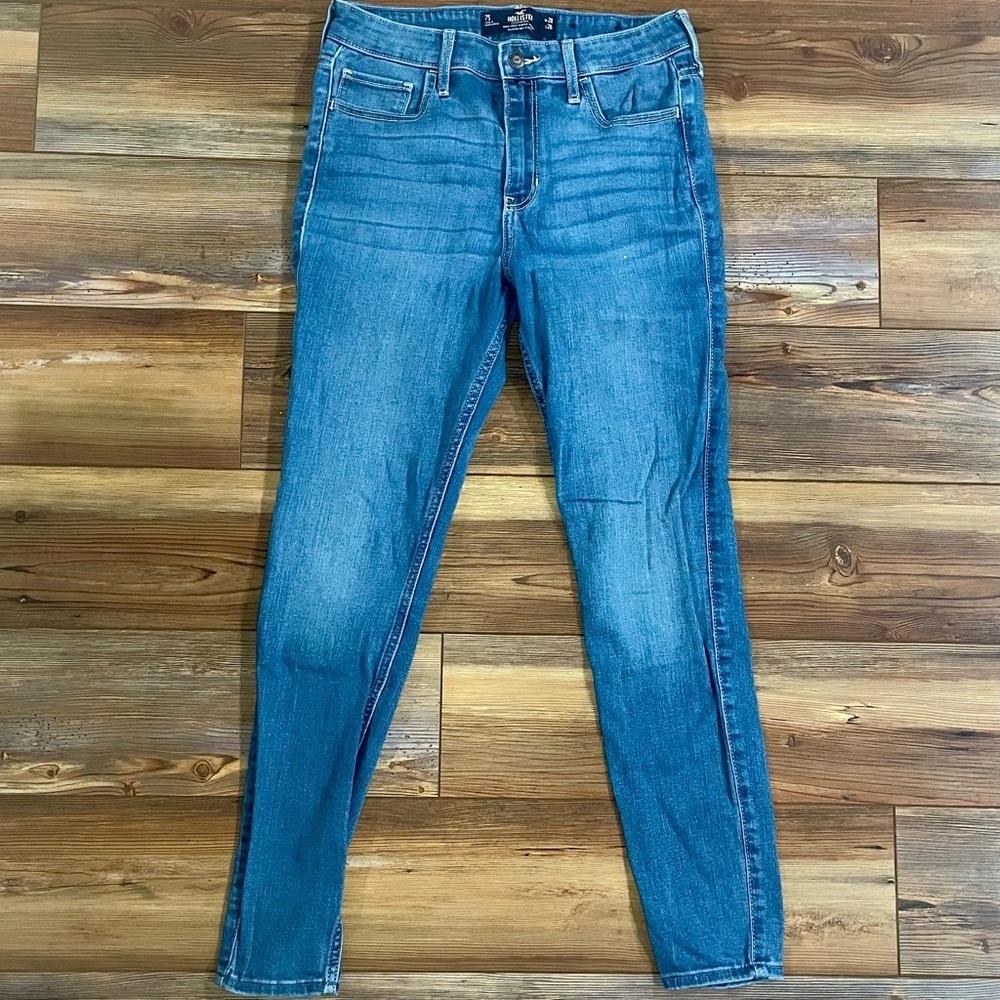 Hollister Women’s Size 7S High-Rise Super Skinny Soft Stretch Medium Wash Jeans